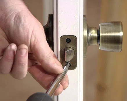 Neighborhood Locksmith Store Westford, MA 978-228-5314 - expert-locksmith